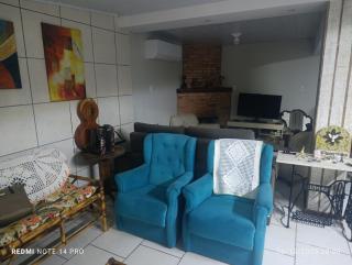 Casa com piscina e ar em todas as pecas - 1