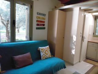 Sweet little studio - 6