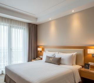 Mai Deluxe Hotel - 4