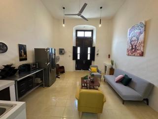 Unbeatable Location! Live the Heart of Campeche - 6