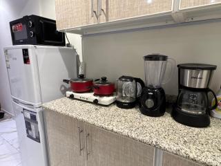 شقة انيقة بصالة وغرفة نوم ودخول ذكي - 5