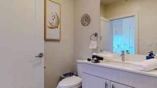 Stamford Cozy Apartment with free parking - 6