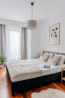 Mokotovia Premium Apart 100m2, garaż, winda, 5 łóżek, wanna z hydromasażem, prysznic, 2 toalety, f-VAT - 1