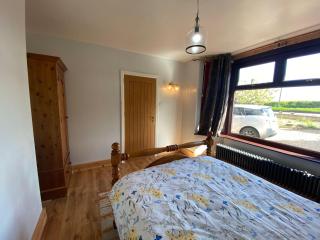 Bungalow-in-Badsey-north-of-Cotswolds - 4