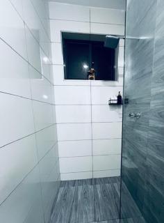 La Cozy Homes - Newly furnished 2 Bedroom Luxury Apartment in Nyali - Walk to the beach - Pool and Gym - 1