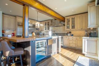 Fairway Twelve Retreat - 1