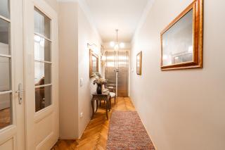 Charming Apartment in Haštalská - 2