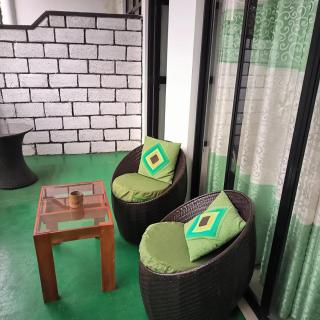 Slon White Elephant Ella - 1