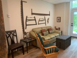 Burk's Fall River View 2b2b - 9