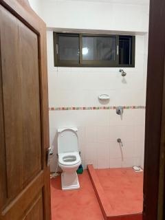 OysterBay Studio Apartment - Free Wi-Fi - 6