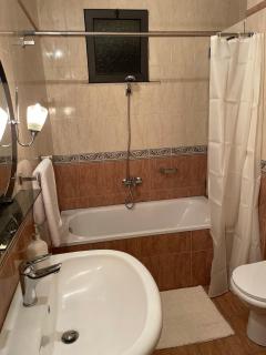 Proper Apartment 1 - 8