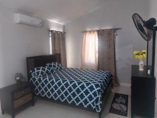 New Cozy Entire home 2 Bedroom- AC, Wifi, 24 hour Security in Private Gated Community - 3