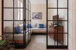 MOT Thames 2000 A 4Bd Terrace & Pool in Soho - 4