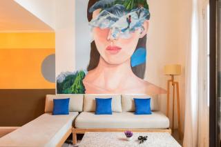 MOT Thames 2000 A 4Bd Terrace & Pool in Soho - 1