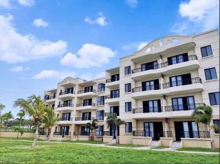 Seaview Garden Hotel & Residences - Trinity - 0