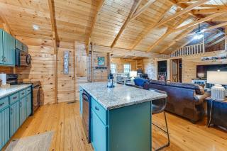 Explore Mammoth Cave Cabin with Fire Pit and Grill! - 3