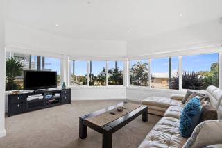 Seaview Apollo Escape - BYO Linen - 7