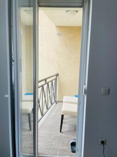 Një apartament i gjerë dhe mjaft i madh - 3