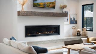 Forget-Me-Not by AvantStay Bold Lakefront Escape - 1