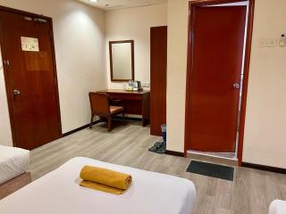 Northern Lodge Hotel - 8