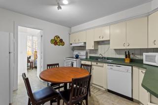 Midstream Premier 2BR Wi-Fi Parking - 6