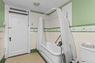 Midstream Premier 2BR Wi-Fi Parking - 2