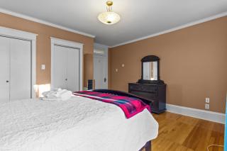 Midstream Premier 2BR Wi-Fi Parking - 3