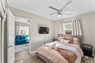 Stylish & Comfy Gem in North Park, Walk to Restaurants, Bars, and Breweries - 8