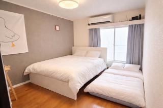 New!편의점10초#신주쿠2분#신오쿠보역5분#12평#최대3명#부엌침실#나리타공항50분#러블리아파트#고급매트리스 - 9