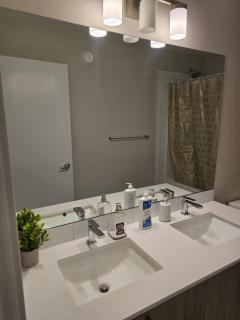 Cozy Comfort Homestaed-Near Airport - 7