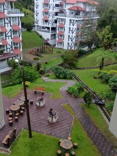 Bderiah Cameron Guest House-family and love - 9