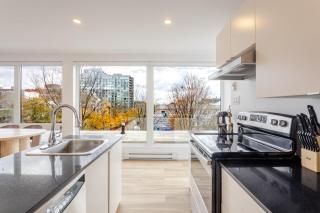 Montreal Downtown Haven, Walk to All Attractions - 5