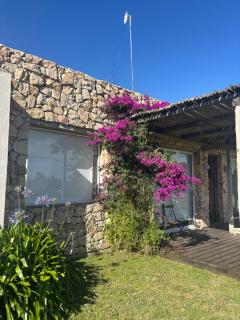 Casa en El Quijote Club de Chacras, La Barra, Punta del Este. - 1