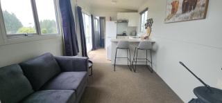 Misty Valley Hilltop Farmstay - Off Grid Retreat - 6