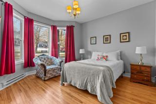 Modern 2BR W&D Wi-Fi Parking - 7