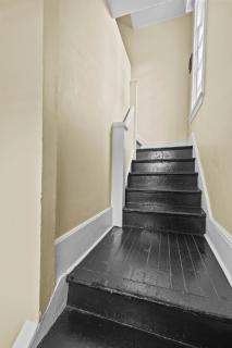 Pet-Friendly 2BR Wi-Fi Parking - 1