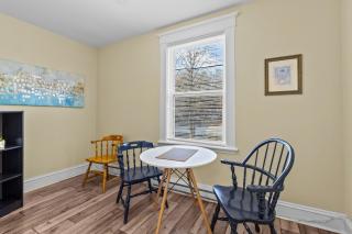 Pet-Friendly 2BR Wi-Fi Parking - 3