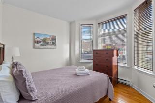 Charming 2BR Wi-Fi Off-Street Parking - 3
