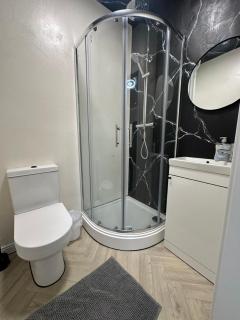 AMD Hotel Wallington SM6 - 6