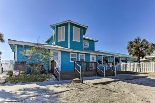 Arcade & Pool Access: Panama City Beach Townhome! - 2