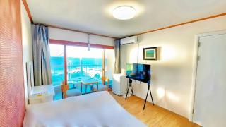 Jeju Yongdam House - 2