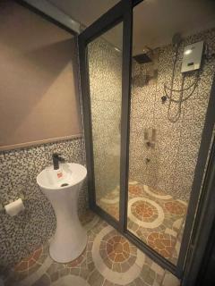 Leshrine Executive Beach Club - 1