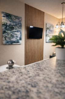 Modern Condo Prime Area 1 min to Beale Street Gated Parking - 8