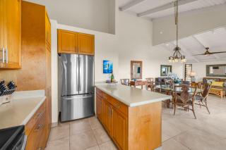 2 2 Luxurious Wailea Oceanview Resort Vistas - 1