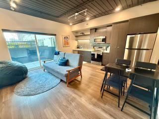 Luxury Central City Escape - 6