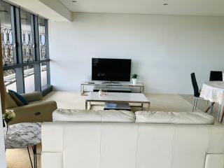 Brisbane CBD/Firework/River view - 3