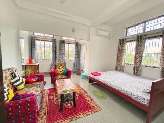 Taj Heritage Hotel and Restaurant - Premium Rooms - 4