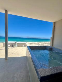 Ocean View Luxury Condo Private Jacuzzi - 8