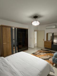 Cozy 3BR Stay in Rehab City - 3