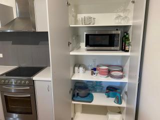 Modern spacious apartment, Airconditioned, WIFI & coffee machine - 9